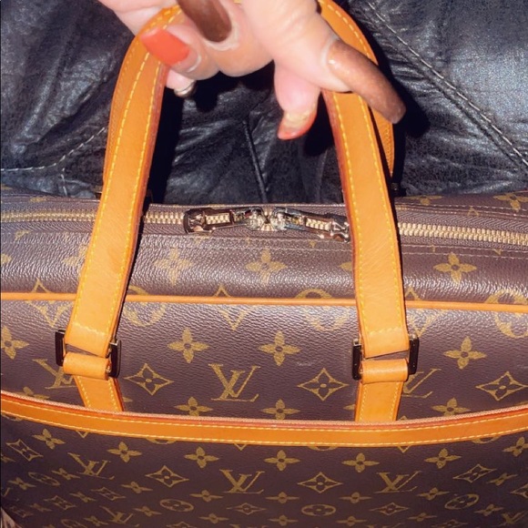 Authentic Louis Vuitton Vintage Briefcase - Picture 2 of 11